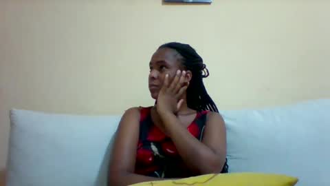 DOVY ACHIENG online show from 02/06/25, 03:09