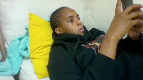 DOVY ACHIENG online show from 02/12/25, 09:54