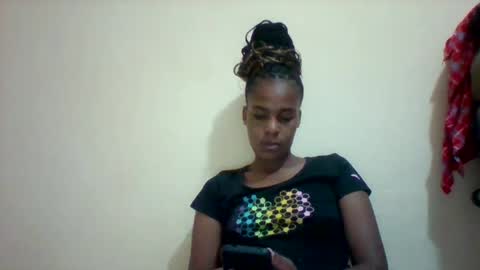 DOVY ACHIENG online show from 02/20/25, 01:03