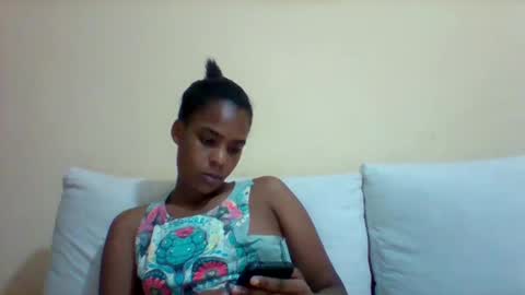 DOVY ACHIENG online show from 03/08/25, 10:02