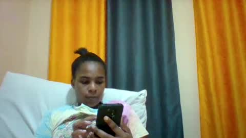 DOVY ACHIENG online show from 03/09/25, 07:48