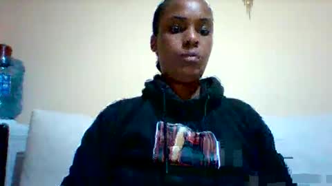 DOVY ACHIENG online show from 09/13/25, 07:57