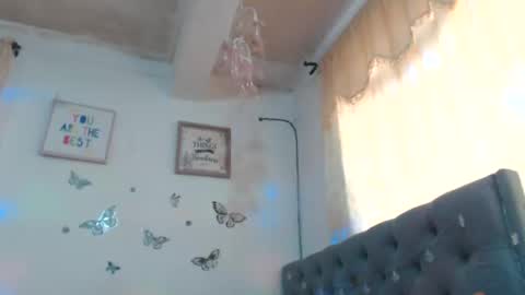 Venus Independent Model online show from 01/28/25, 05:03