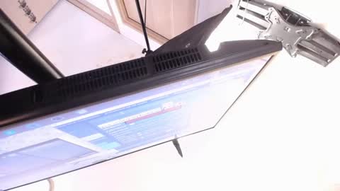 Snapshot of sexyshemale4uxxx chatting on 12/12/24, 04:21 online show from 12/12/24, 04:21