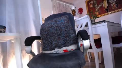 Snapshot of sexyshemale4uxxx chatting on 02/11/25, 01:20 online show from 02/11/25, 01:20