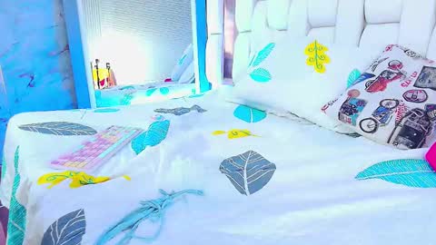 Kendall online show from 03/12/25, 03:18