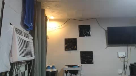 sexystrongcum online show from 03/09/26, 04:16