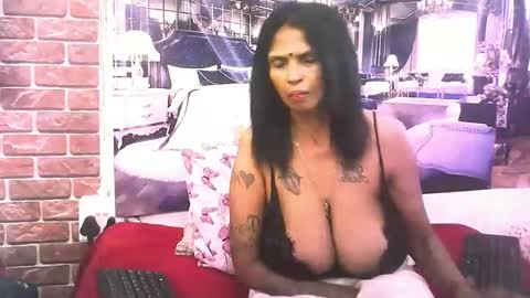 sexyva4u2luv online show from 12/15/25, 09:08
