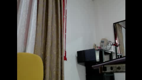 Victoria online show from 04/23/26, 02:13