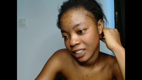 sexyxpeach online show from 10/12/25, 12:26