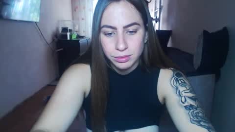 Yuliia online show from 09/17/25, 09:00