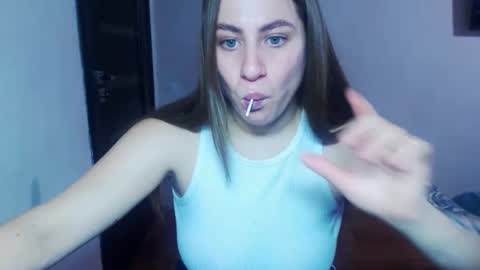 Yuliia online show from 11/08/25, 09:09