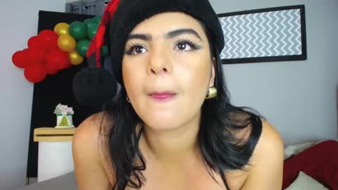 Snapshot of sexyzahara_h chatting on 12/19/25, 11:23 zahara online show from 12/19/25, 11:23