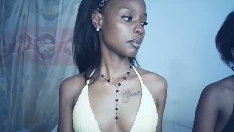 Snapshot of sexyzuriel chatting on 02/28/26, 06:31 sexyzuriel online show from 02/28/26, 06:31