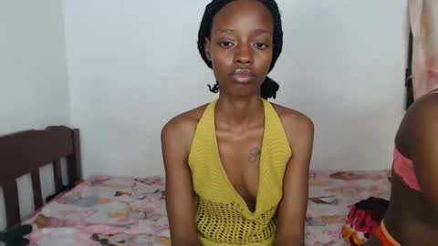 sexyzuriel online show from 04/22/26, 10:17