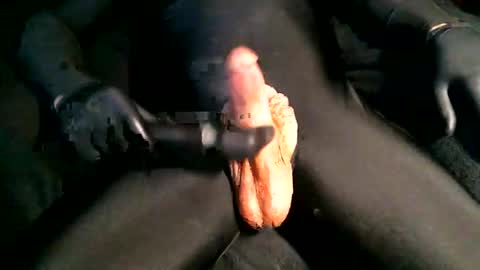 Snapshot of sgtdickleberry chatting on 04/18/26, 10:32 Sgt. Dangleberry online show from 04/18/26, 10:32