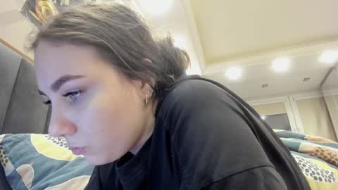 Snapshot of shadow_raffi chatting on 12/22/24, 12:39 shadow_raffi online show from 12/22/24, 12:39