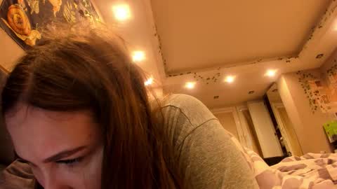 Snapshot of shadow_raffi chatting on 09/14/25, 03:27 shadow_raffi online show from 09/14/25, 03:27