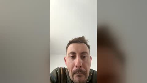 Snapshot of shadowfeetx chatting on 03/01/26, 01:02 shadowfeetx online show from 03/01/26, 01:02