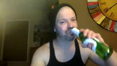 Snapshot of shadyyyyyy7 chatting on 12/08/24, 05:29 Shady online show from 12/08/24, 05:29