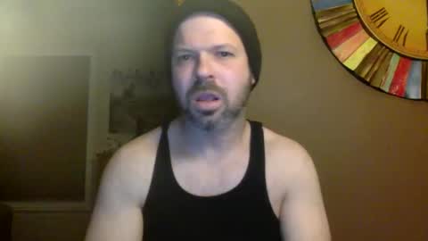 Snapshot of shadyyyyyy7 chatting on 12/15/24, 06:18 Shady online show from 12/15/24, 06:18