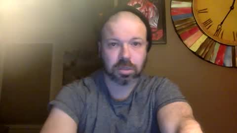 Snapshot of shadyyyyyy7 chatting on 01/24/25, 06:24 Shady online show from 01/24/25, 06:24