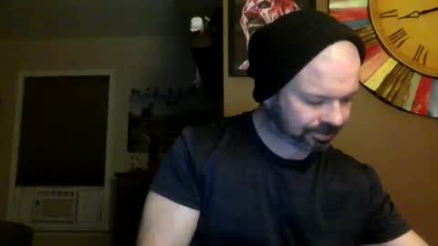 Snapshot of shadyyyyyy7 chatting on 09/30/25, 02:16 Shady online show from 09/30/25, 02:16