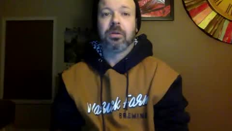 Snapshot of shadyyyyyy7 chatting on 11/18/25, 03:01 Shady online show from 11/18/25, 03:01