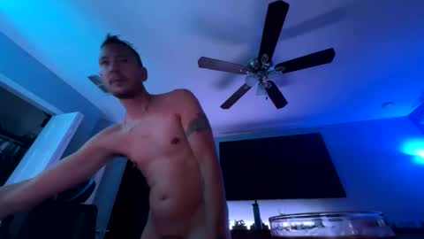 Snapshot of shaftyone4u chatting on 11/06/25, 12:22 shaftyone4u online show from 11/06/25, 12:22