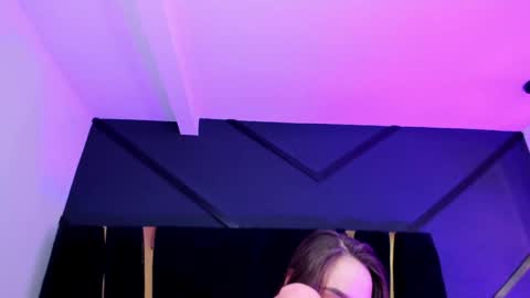 Shaina Vasquez online show from 12/22/24, 03:55