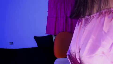 Shaira Clark online show from 10/08/25, 05:49