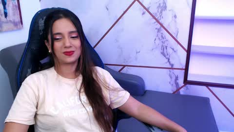 Shaira online show from 04/29/26, 08:15