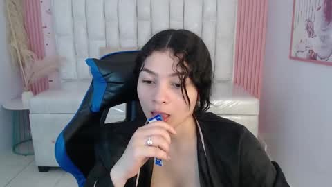 Snapshot of shalon_diaz_sub chatting on 11/25/25, 03:12 Shalon online show from 11/25/25, 03:12