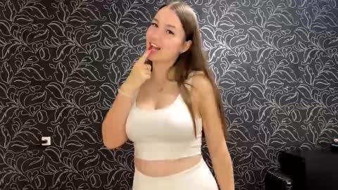 Iris online show from 10/16/25, 08:10