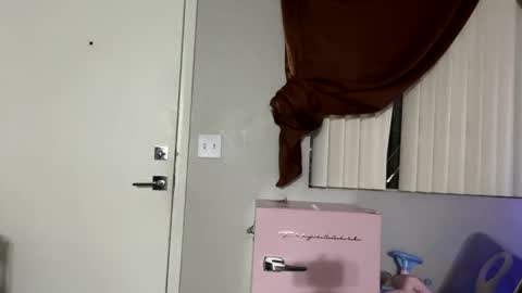 Shaman Woman online show from 12/02/24, 05:04