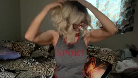 Shaman Woman online show from 12/10/24, 03:01