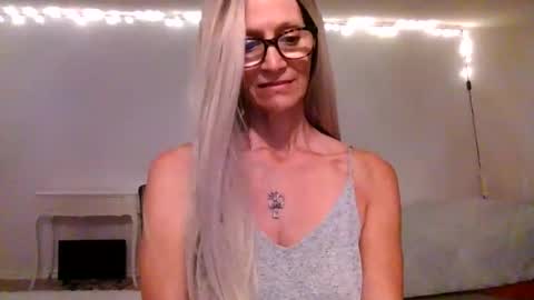 Shaman Woman online show from 10/20/25, 05:35