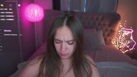 Lessi online show from 02/08/25, 11:44