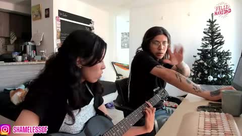 Snapshot of shamelesss_ chatting on 12/11/24, 07:25 shamelesss_ online show from 12/11/24, 07:25