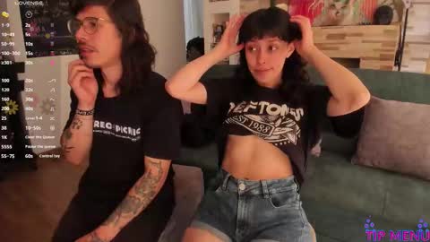 Snapshot of shamelesss_ chatting on 10/24/25, 08:05 shamelesss_ online show from 10/24/25, 08:05