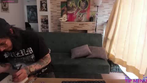 Snapshot of shamelesss_ chatting on 10/25/25, 09:53 shamelesss_ online show from 10/25/25, 09:53