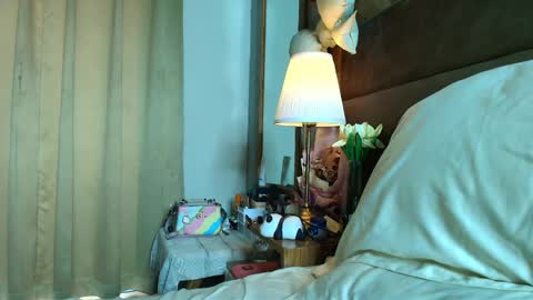 Shanaya Kappor online show from 05/14/26, 04:08