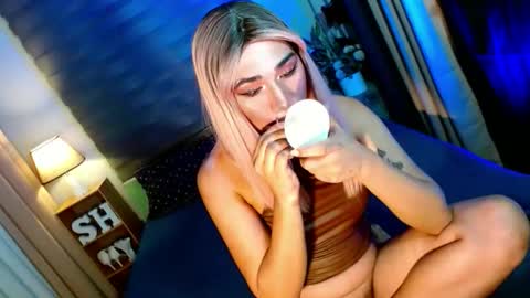 MISS SHANE online show from 12/03/25, 06:39