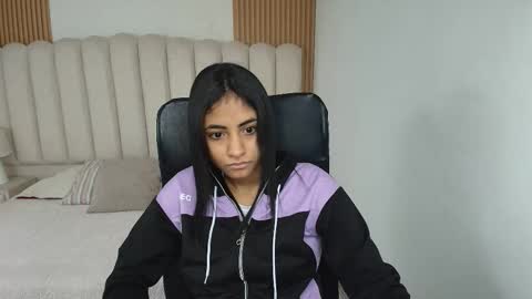 shanelle online show from 03/23/26, 03:10