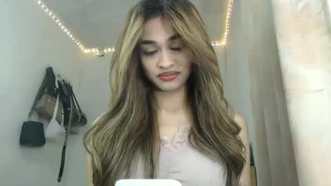 bini aiah online show from 11/20/25, 01:50