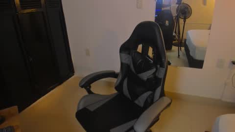 Shanel online show from 02/16/26, 07:21