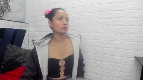 shanel_white online show from 03/20/26, 12:21