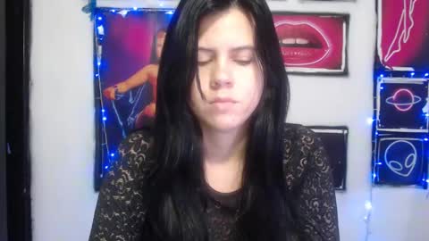 Shanell Moore online show from 02/13/25, 09:41