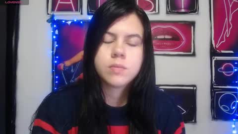 Shanell Moore online show from 03/05/25, 10:44