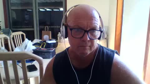 shaneo781570 online show from 04/04/26, 01:04